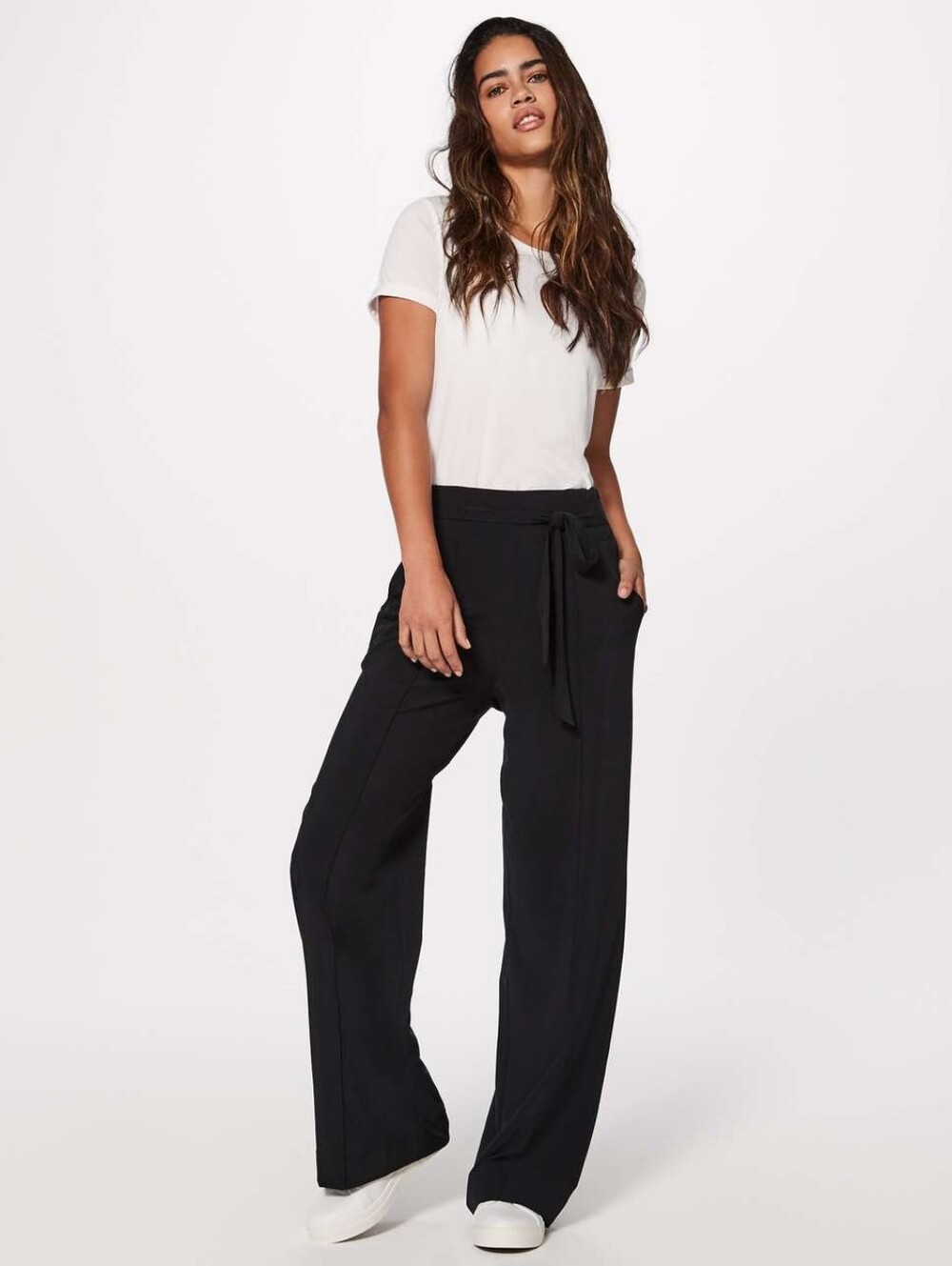 Lululemon Noir Full Length Wide Leg Lightweight Pants 6 Black 32 Inseam